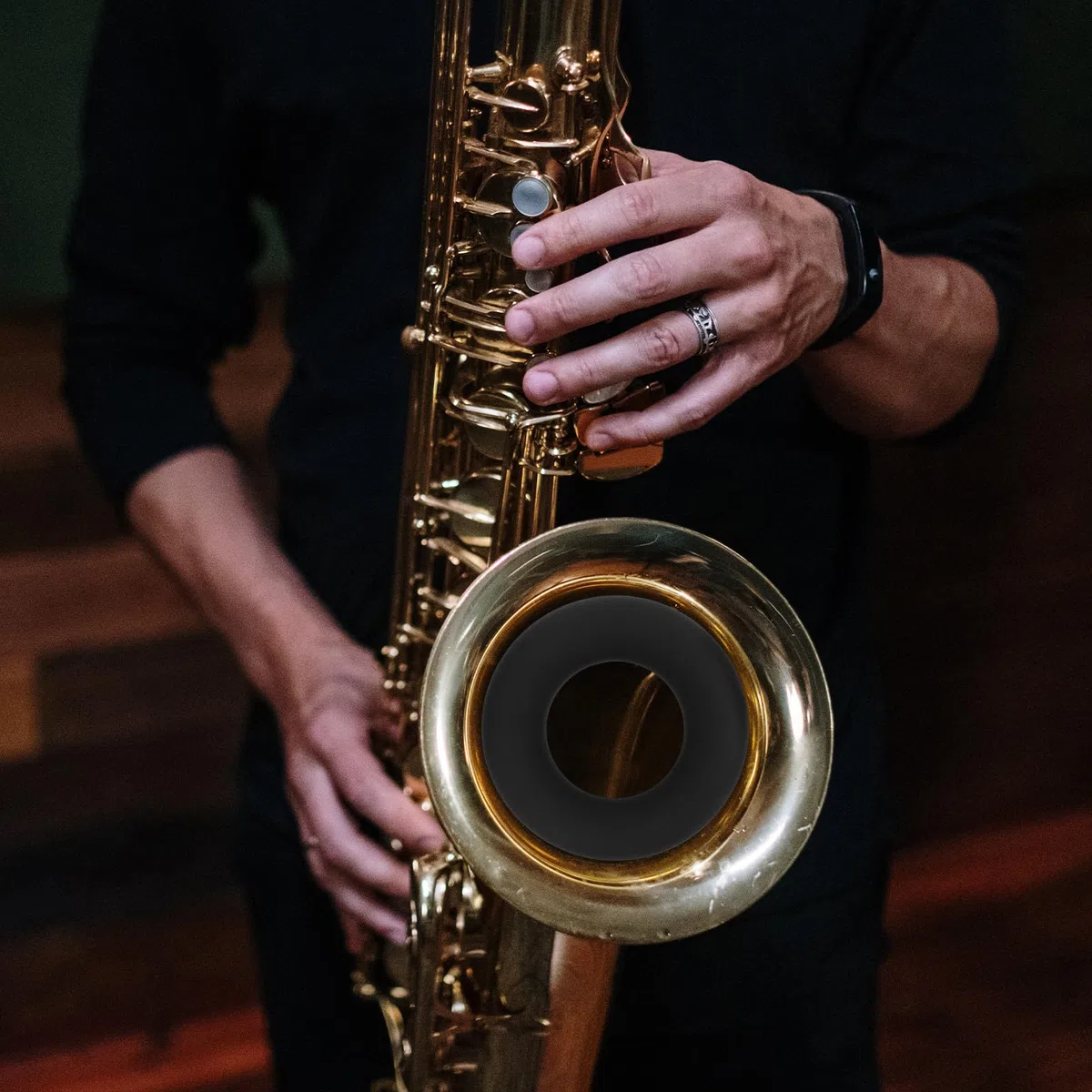 Zerodeko Silikon Saxophon Dämpfer für Altsaxophon in Schwarz Leiser Übungsdämpfer zum Mute Dampening Zubehör für Ruhiges Spielen und Üben