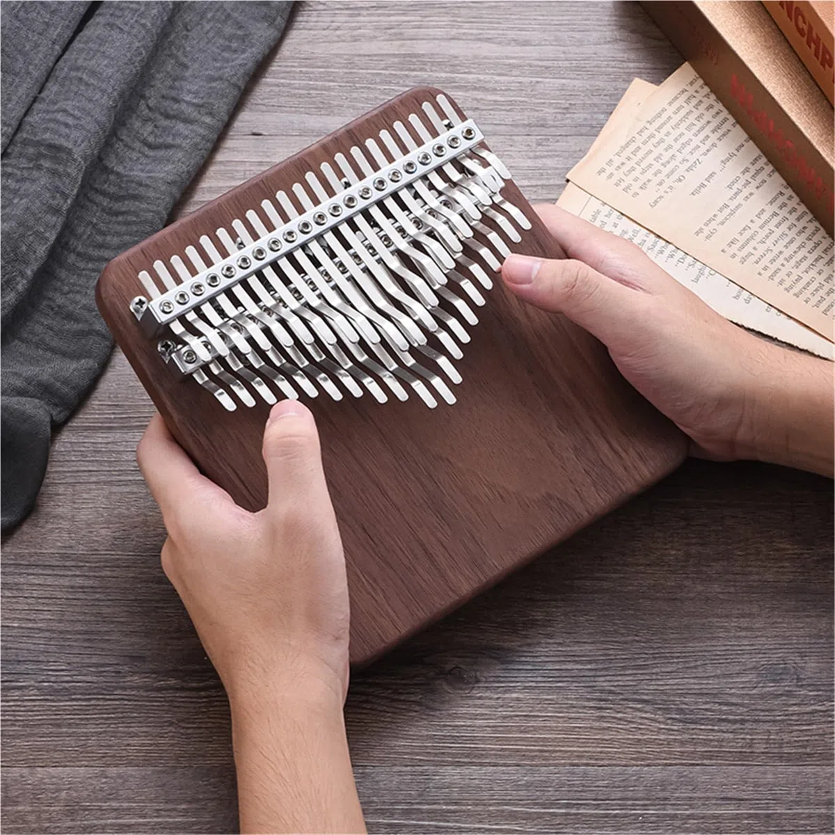 Daumenklavier 42 Töne chromatisches Daumenklavier Kalimba Walnuss Anfänger Board Finger Piano